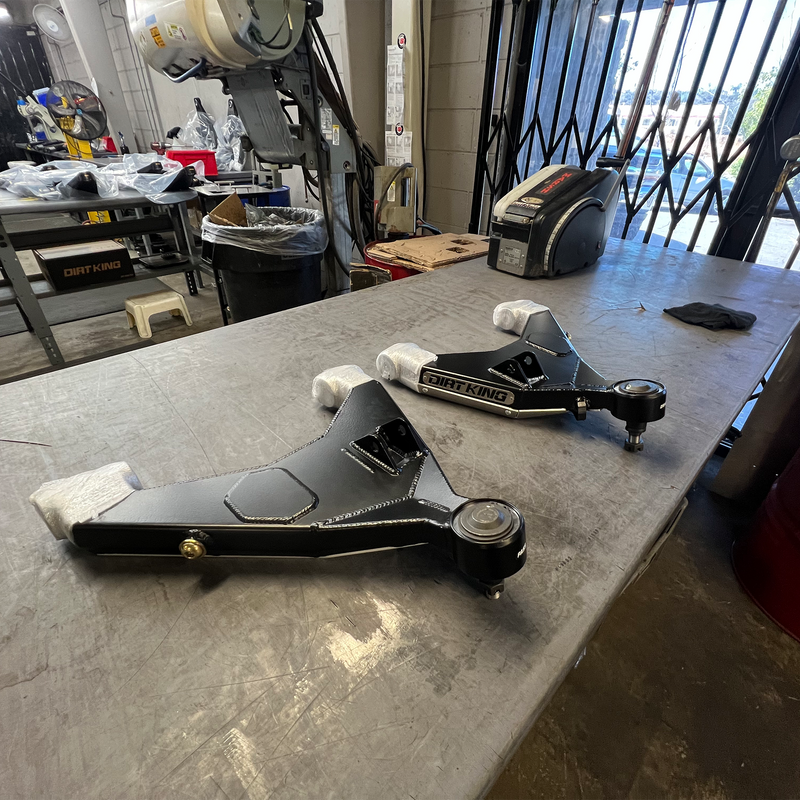 03-09 4Runner Performance Lower Control Arms - Blemish