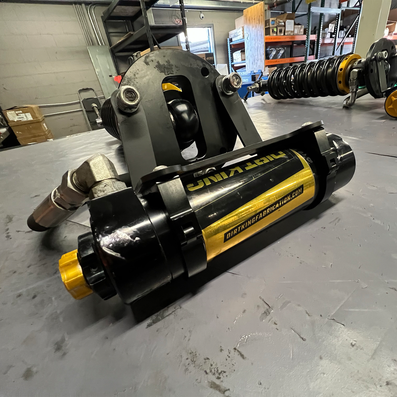 07-18 GM1500 2.5 Coilovers | DCA Remote Reservoir Crew Cab / 4WD - Blemish