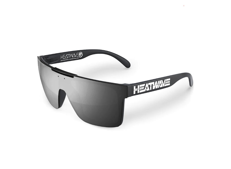 Quatro Customs Billboard