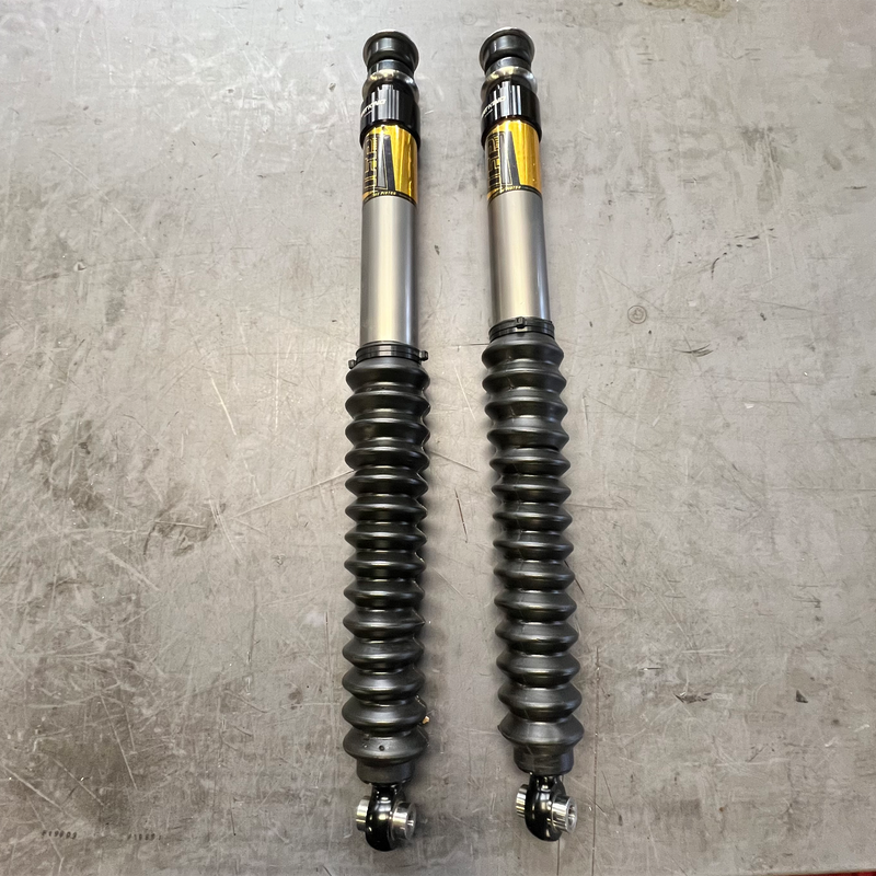 07-21 Tundra 2.0 IFP Smooth Body Shocks - Blemish