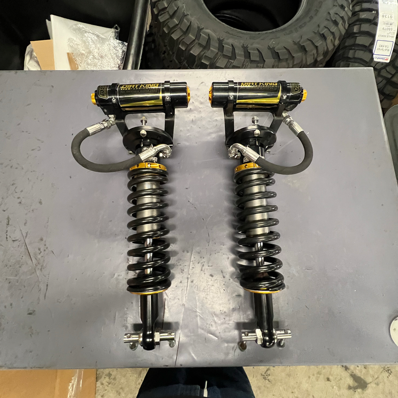 07-18 GM1500 2.5 Coilovers | DCA Remote Reservoir Crew Cab / 4WD - Blemish