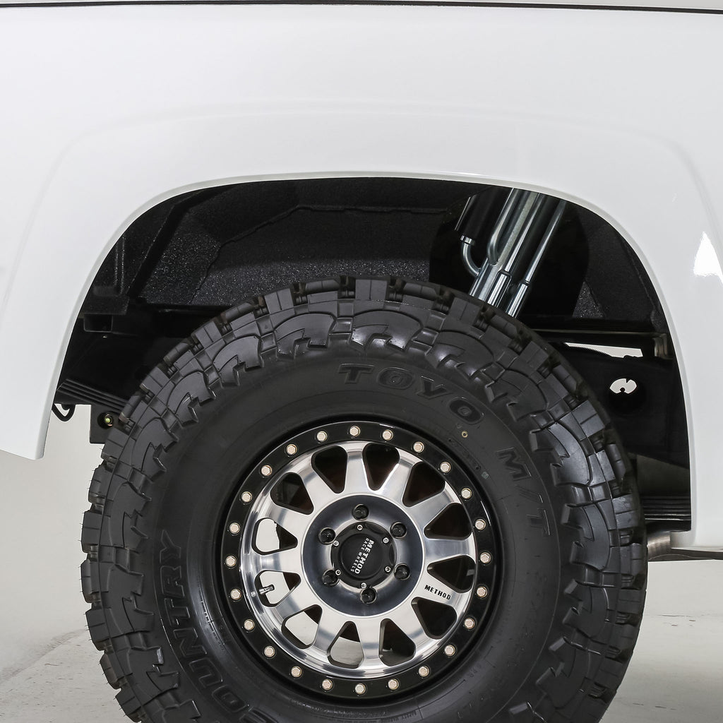 Over-sized Rear Wheel Wells